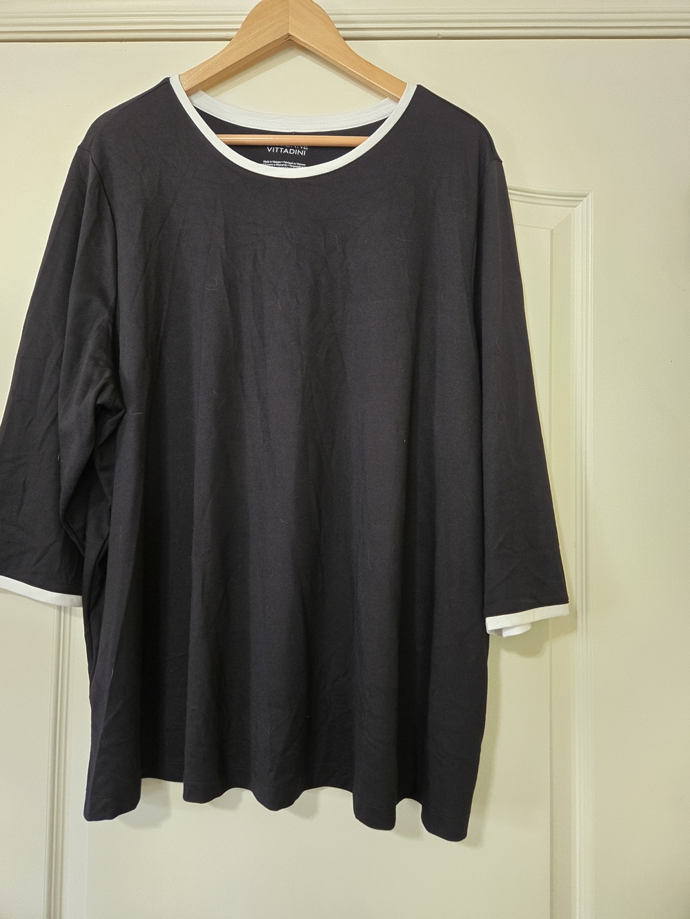 Adrienne Vittadini Black Short Sleeve Tee with White Trim Detail SoftNice Fabric